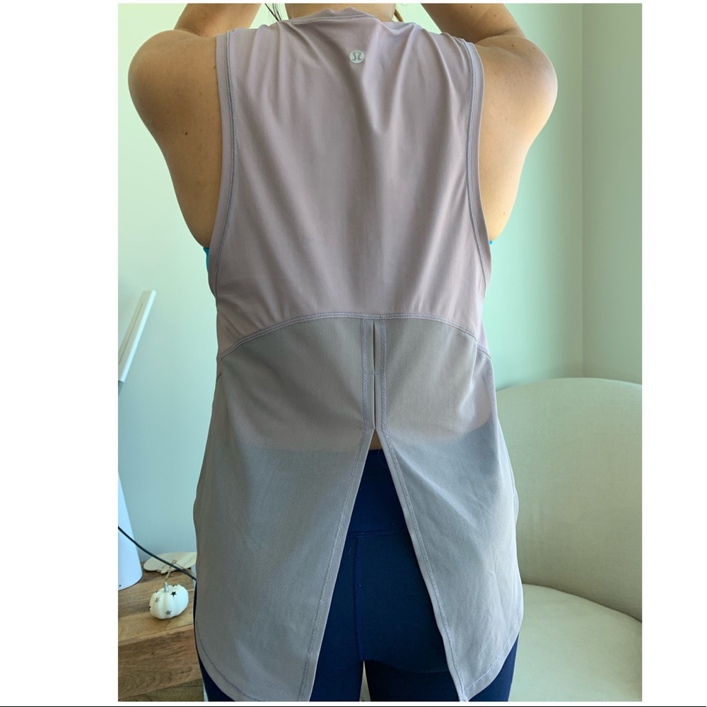 Lululemon purple split back tank top size 6